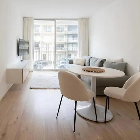 Paisible, Proche Du Centre Et De La Plage! * Nieuwpoort