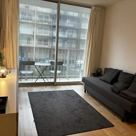 Lägenhet Paisible, Proche Du Centre Et De La Plage! *